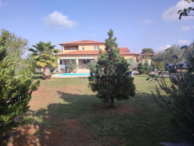 Casa in vendita 242 m² – Galižana