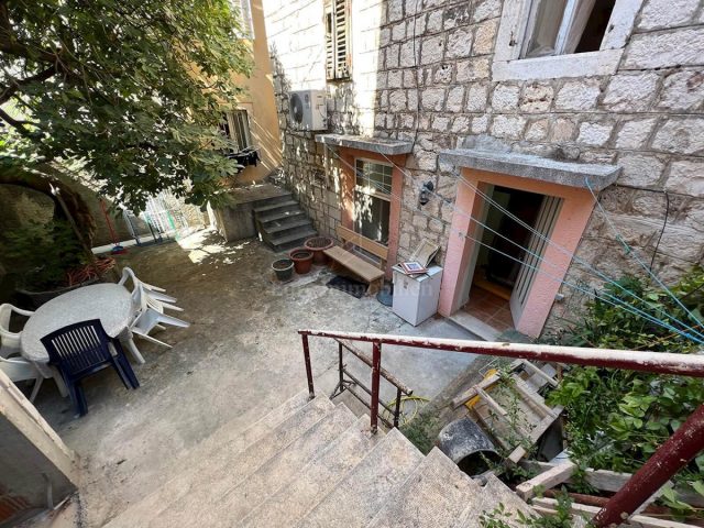 Haus Zu verkaufen - Splitsko-dalmatinska Makarska - foto 5/14
