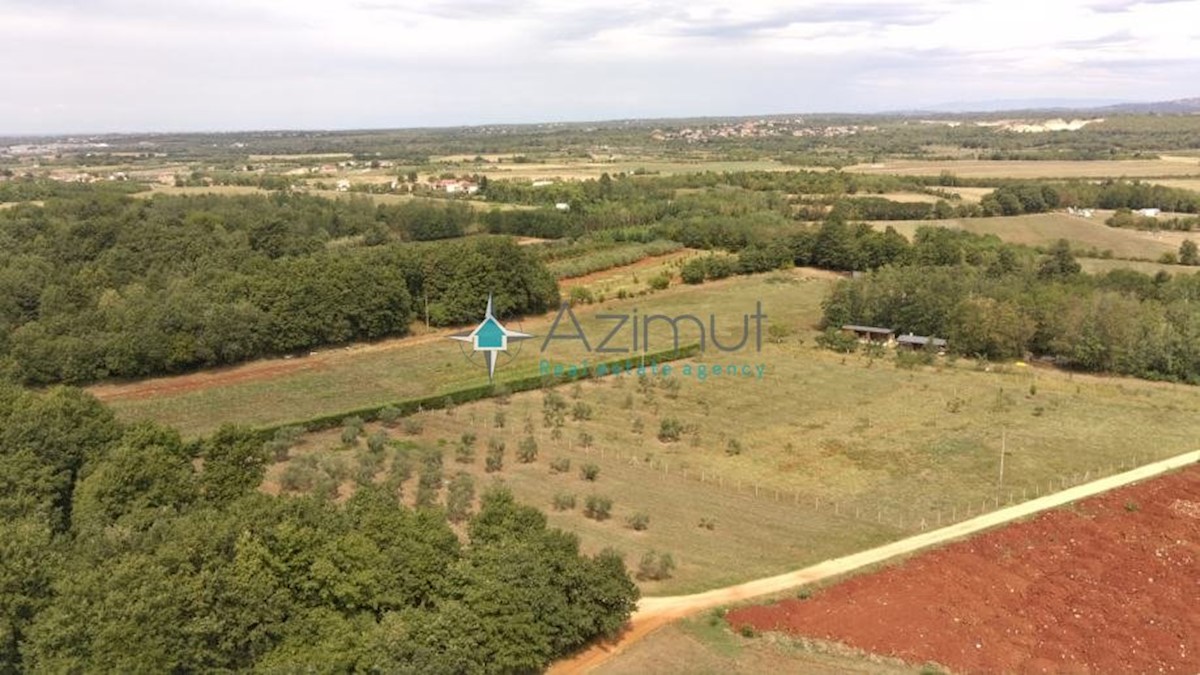 Land For sale - ISTARSKA  UMAG 