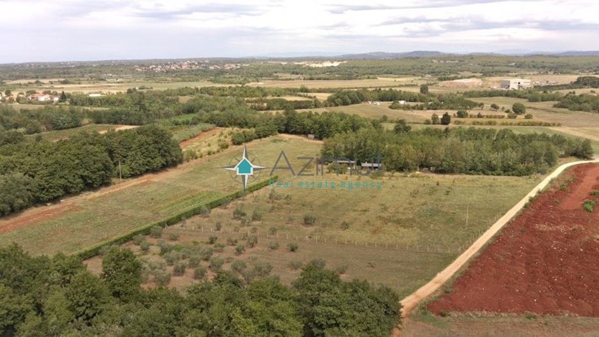 Land For sale - ISTARSKA  UMAG 