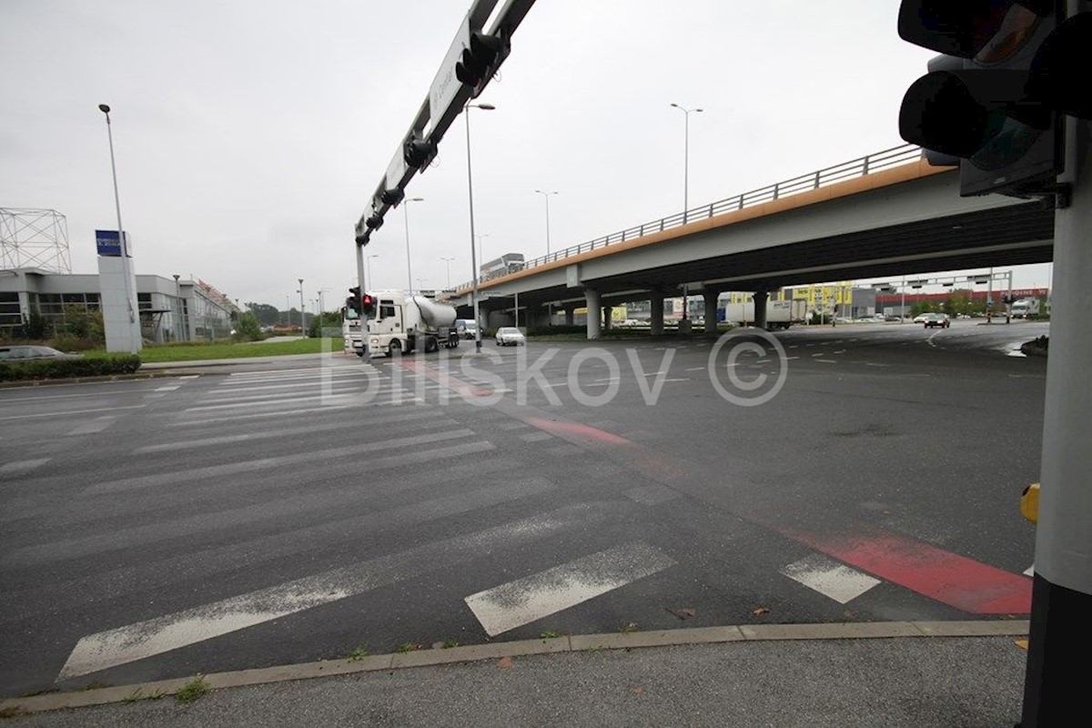 Zemljište Na prodaju - GRAD ZAGREB  ZAGREB 