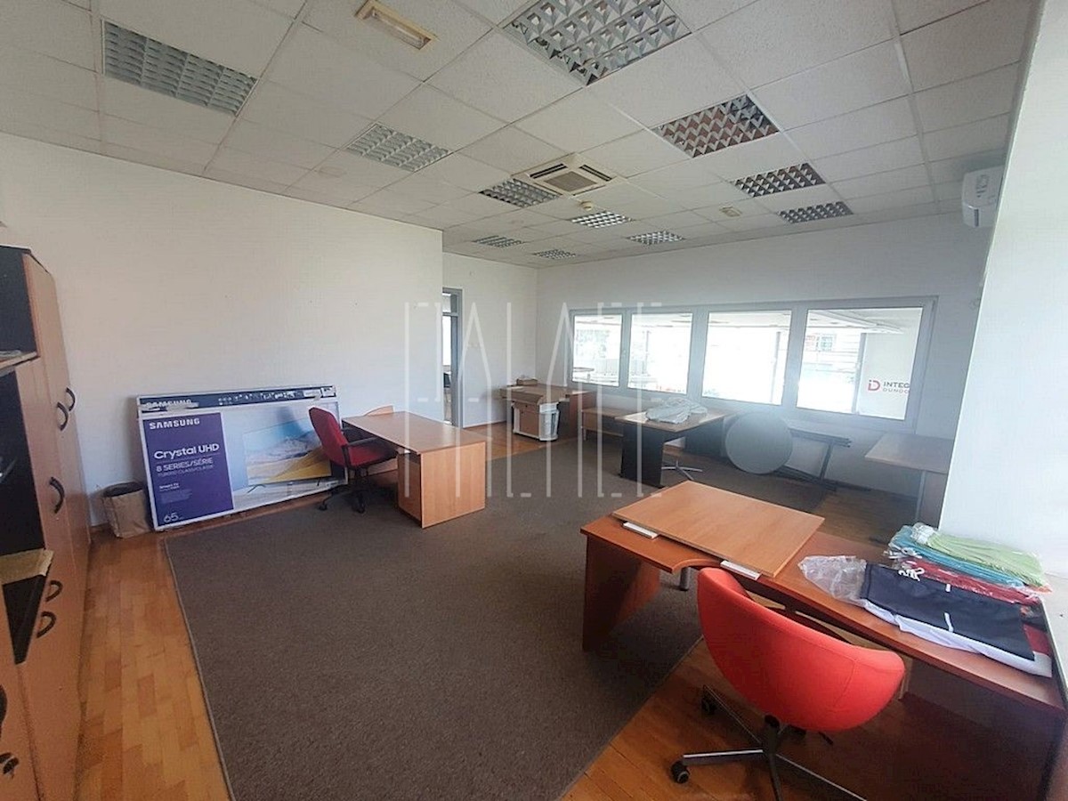 Business premises For rent - OSJEČKO-BARANJSKA  OSIJEK 