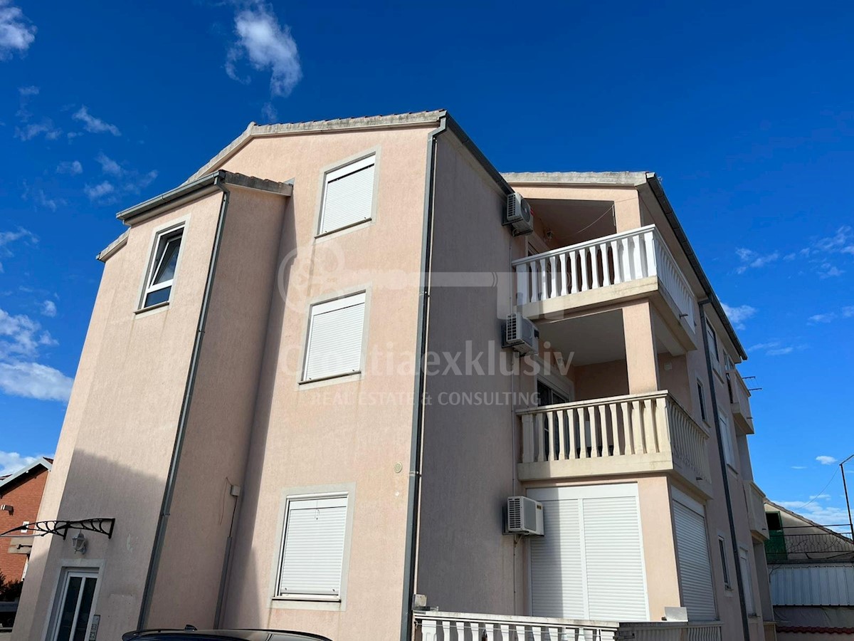 Flat For sale - ŠIBENSKO-KNINSKA  VODICE 