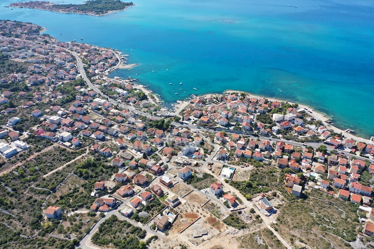 Hiša Naprodaj - ŠIBENSKO-KNINSKA  Šibenik