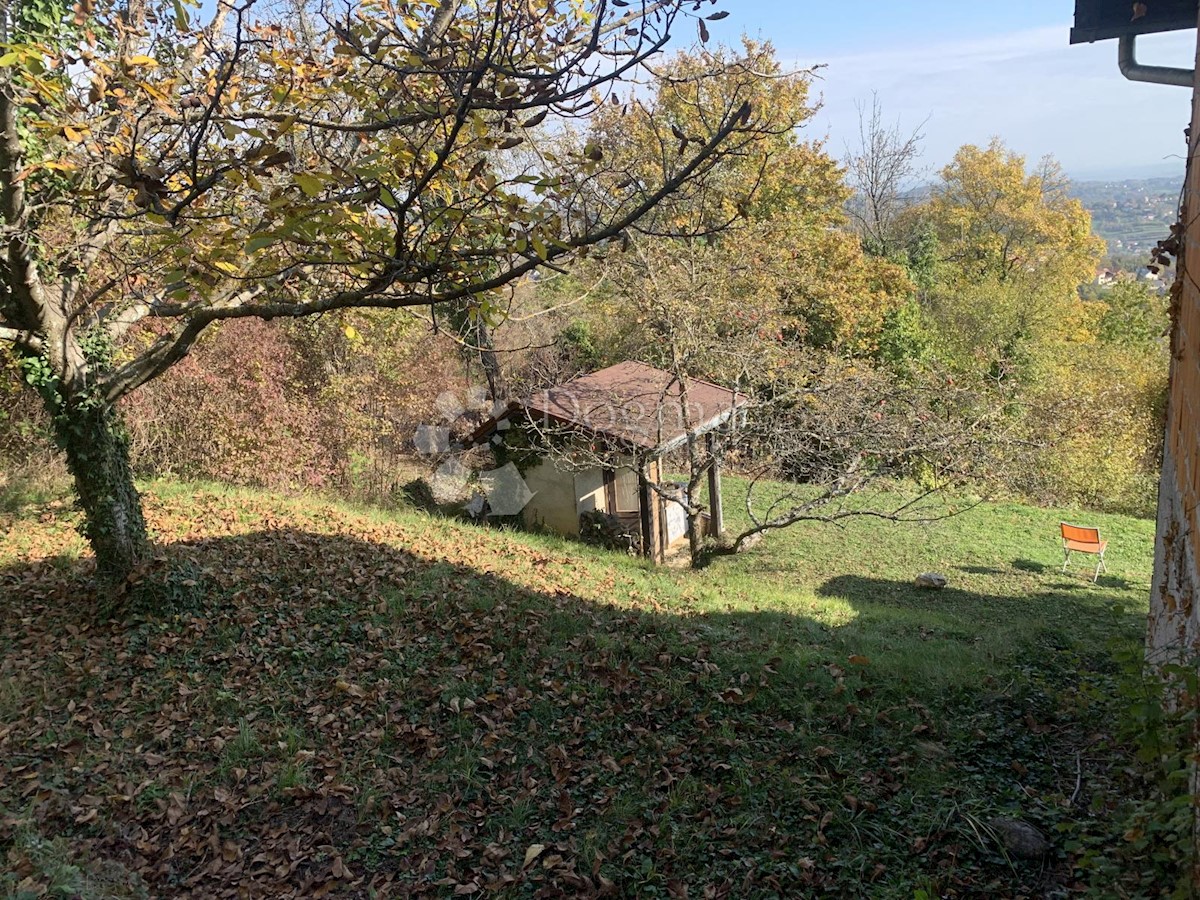 Dom Na sprzedaż - GRAD ZAGREB  ZAGREB 