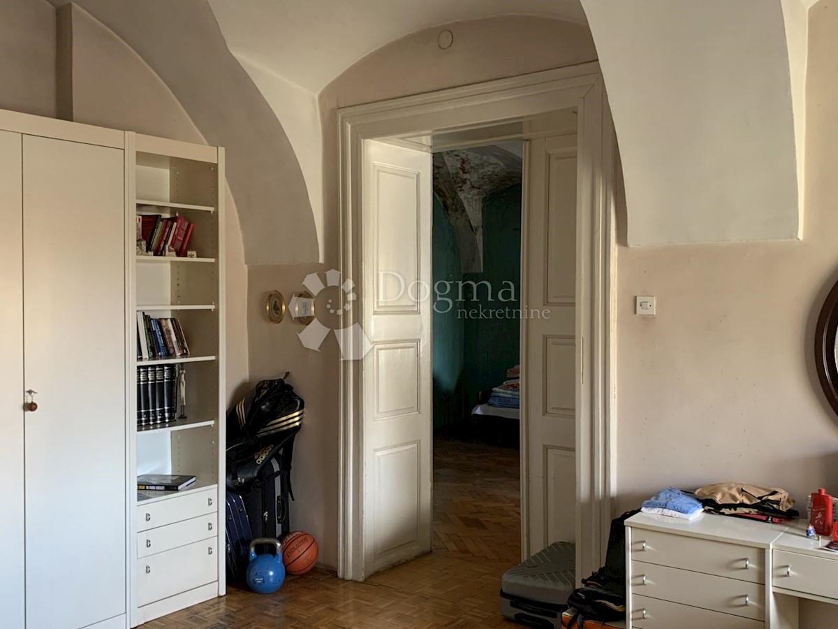 Kuća Na prodaju - GRAD ZAGREB  ZAGREB 