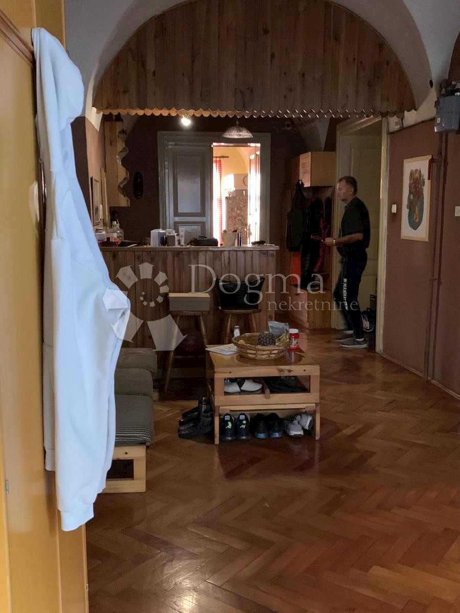 Kuća Na prodaju - GRAD ZAGREB  ZAGREB 