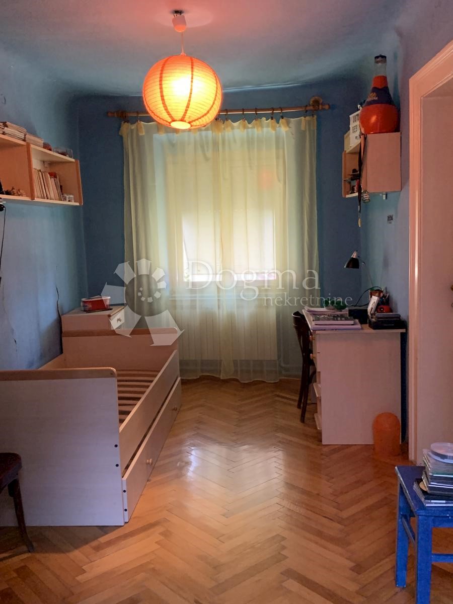 Kuća Na prodaju - GRAD ZAGREB  ZAGREB 