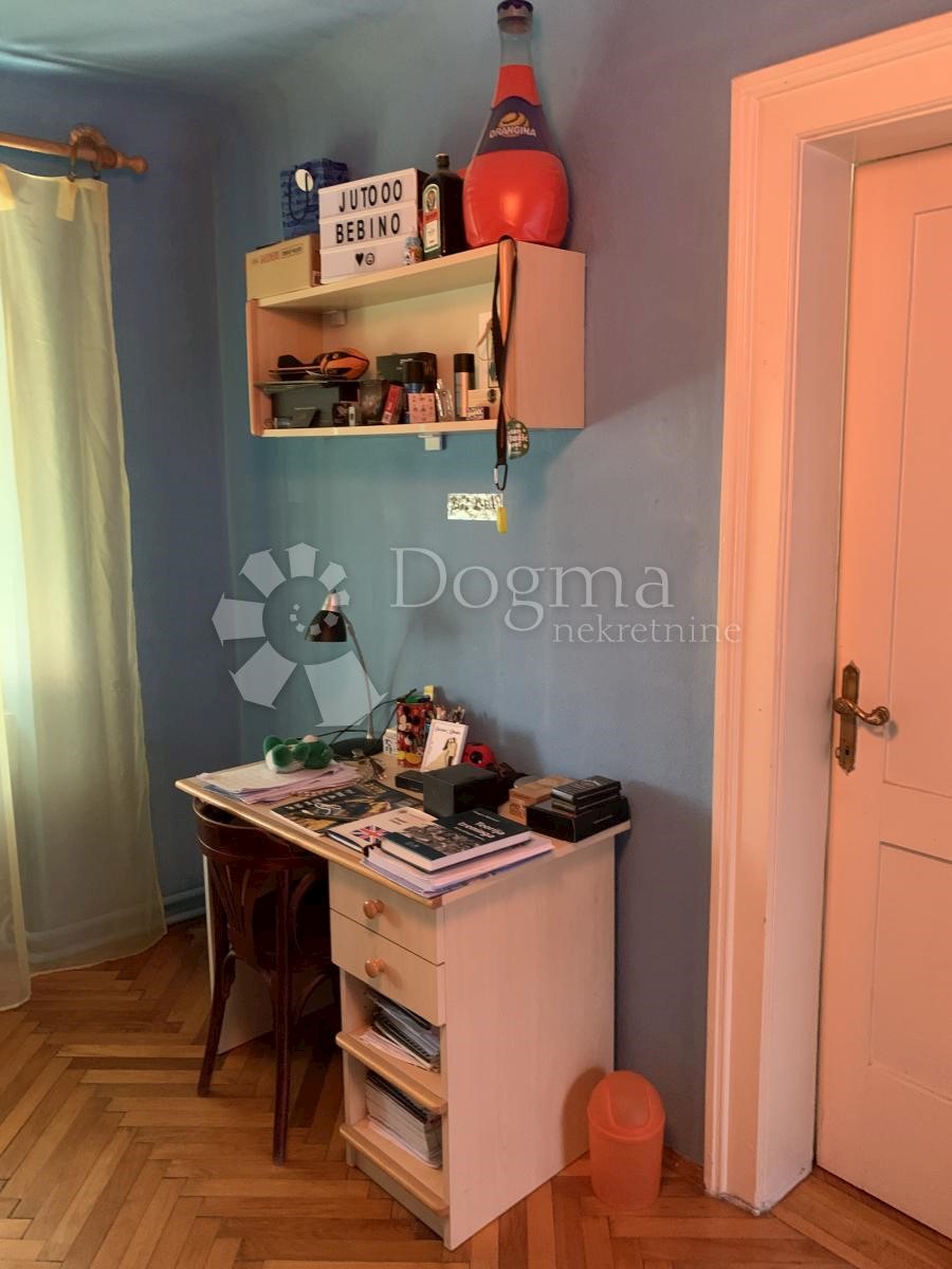 Kuća Na prodaju - GRAD ZAGREB  ZAGREB 