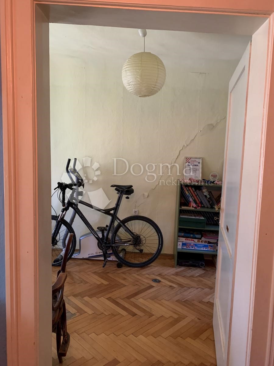 Kuća Na prodaju - GRAD ZAGREB  ZAGREB 