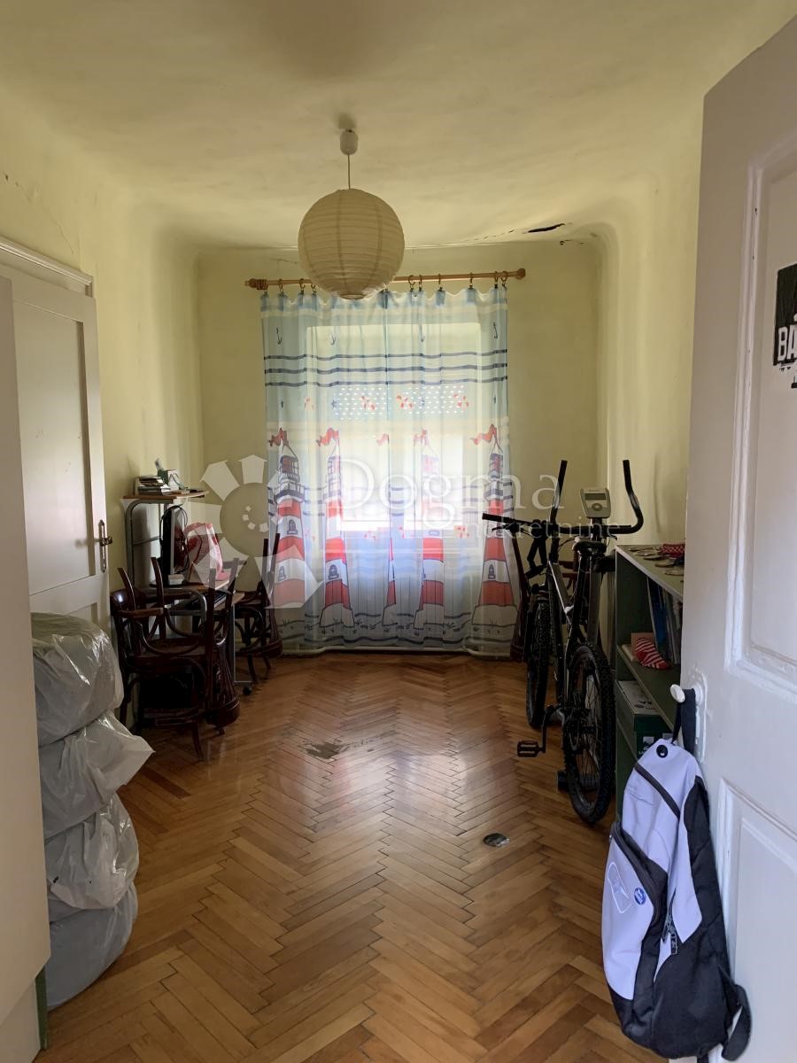 Hiša Naprodaj - GRAD ZAGREB  ZAGREB
