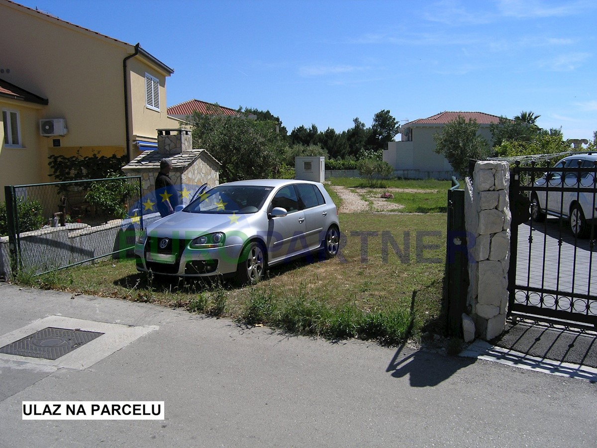 Zemljište Na prodaju - ŠIBENSKO-KNINSKA  ROGOZNICA 