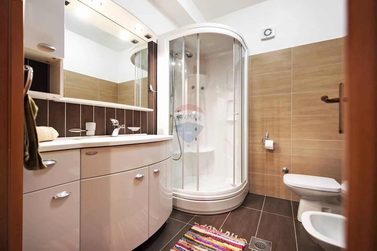 Apartment Zu verkaufen - ISTARSKA  ROVINJ 