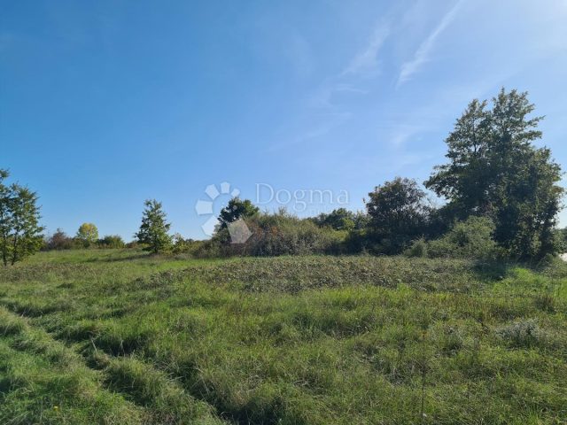 Parcela na predaj 1536 m² – Svetvinčenat