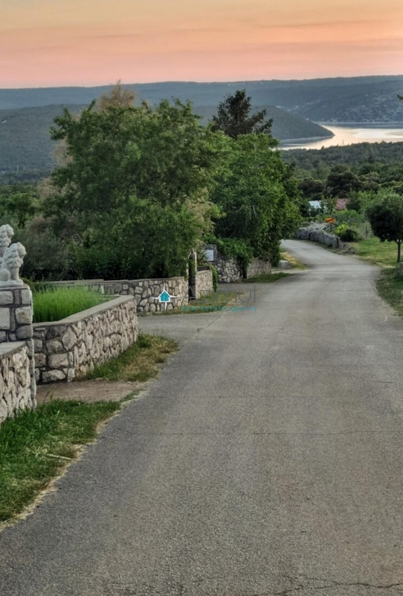 Haus Zu verkaufen - ISTARSKA  RAŠA 