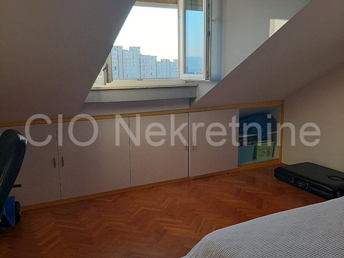 Apartment Zu verkaufen - SPLITSKO-DALMATINSKA  SPLIT 