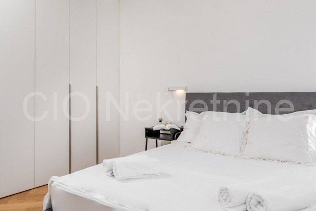 Appartement À louer - SPLITSKO-DALMATINSKA  SPLIT 