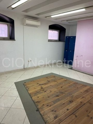 Lokal użytkowy Do wynajęcia - Splitsko-dalmatinska Split - foto 3/12