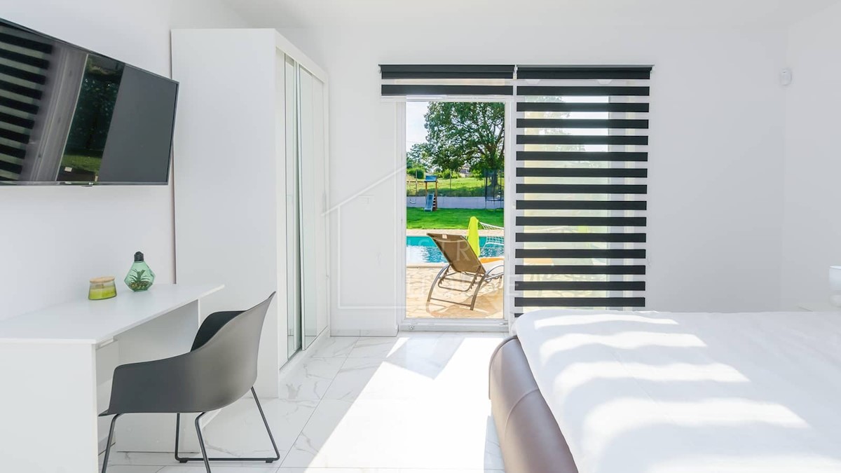 Haus Zu verkaufen - ISTARSKA  SVETVINČENAT 