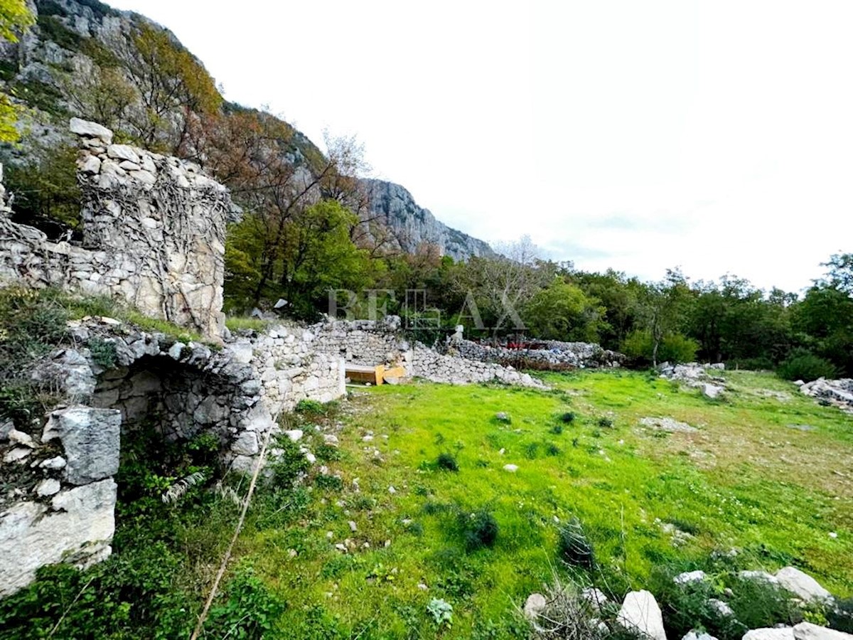 Pozemok Na predaj - PRIMORSKO-GORANSKA  VINODOLSKA OPĆINA 