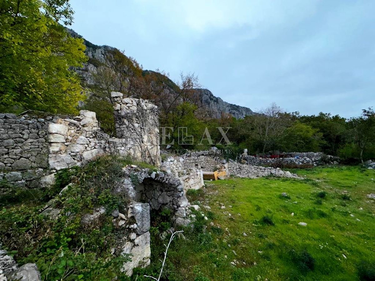 Pozemok Na predaj - PRIMORSKO-GORANSKA  VINODOLSKA OPĆINA 