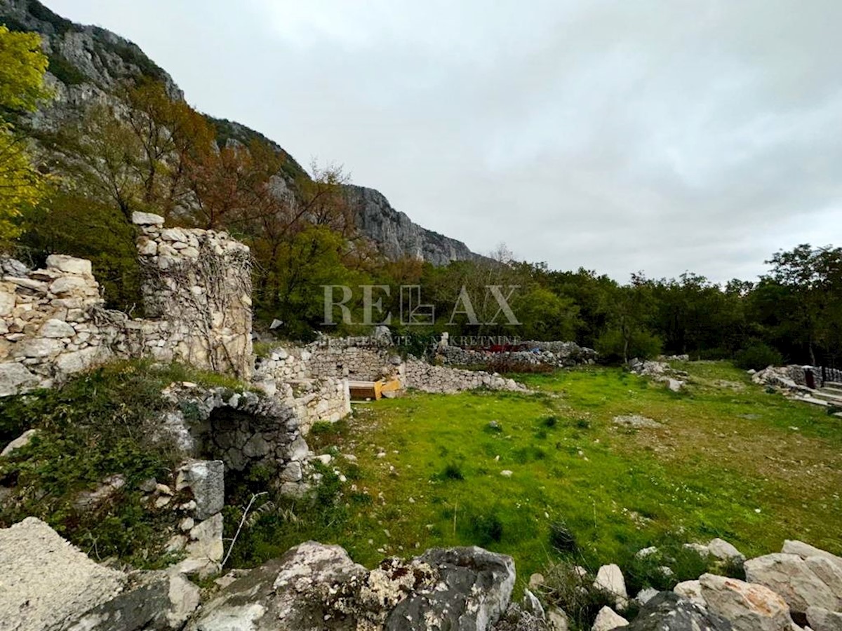 Pozemok Na predaj - PRIMORSKO-GORANSKA  VINODOLSKA OPĆINA 