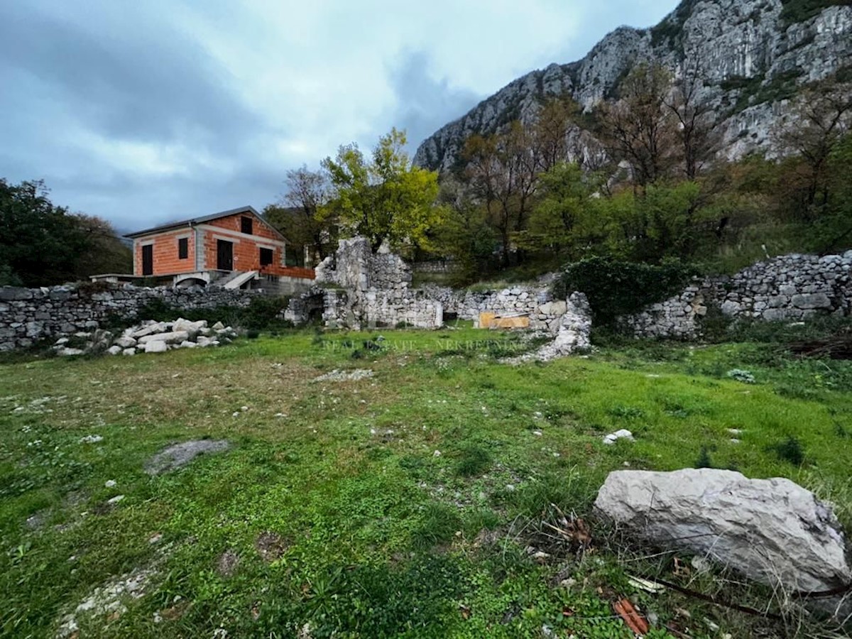 Pozemok Na predaj - PRIMORSKO-GORANSKA  VINODOLSKA OPĆINA 