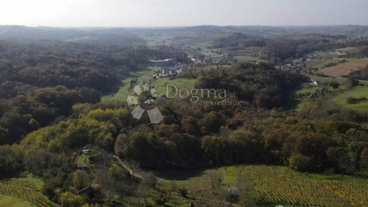 Pozemok Na predaj GRKAVEŠČAK