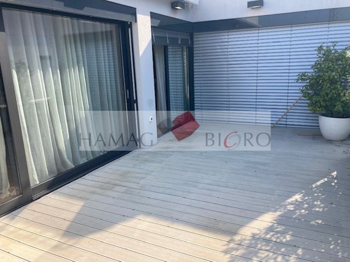 Appartamento In vendita - ISTARSKA  Rovinj