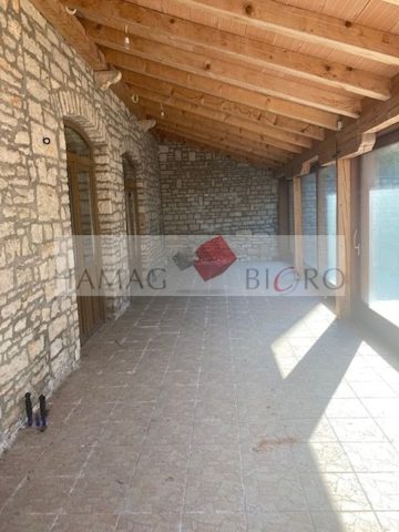 Kuća na prodaju 300 m² – Kanfanar