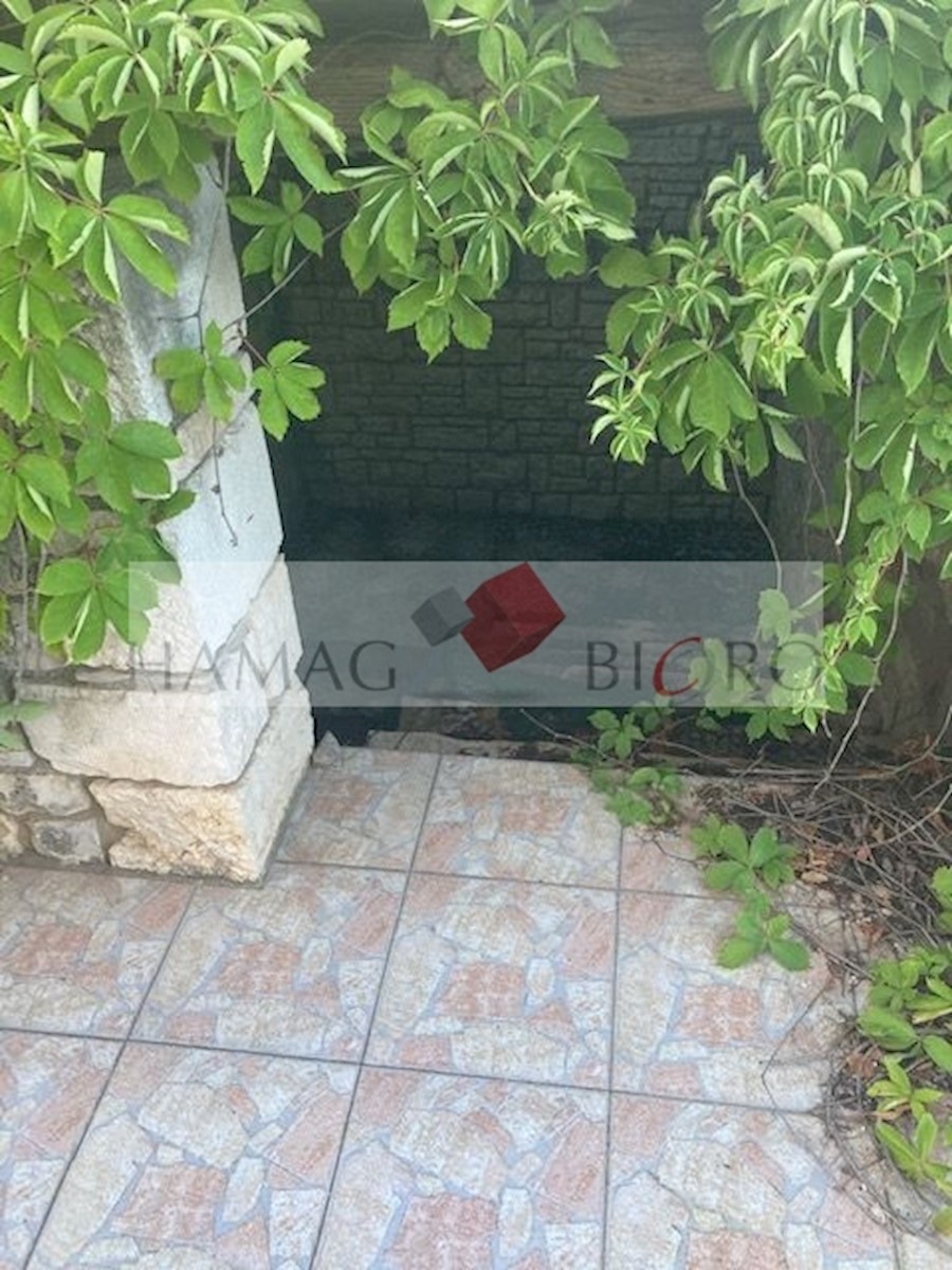 House For sale - ISTARSKA  KANFANAR 