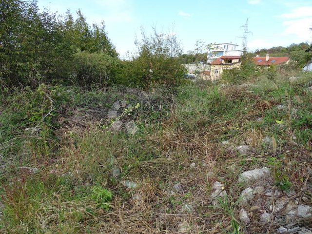 Land for sale 1040 m² – Zamet