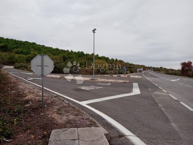 Terreno in vendita 4000 m² – Tribunj