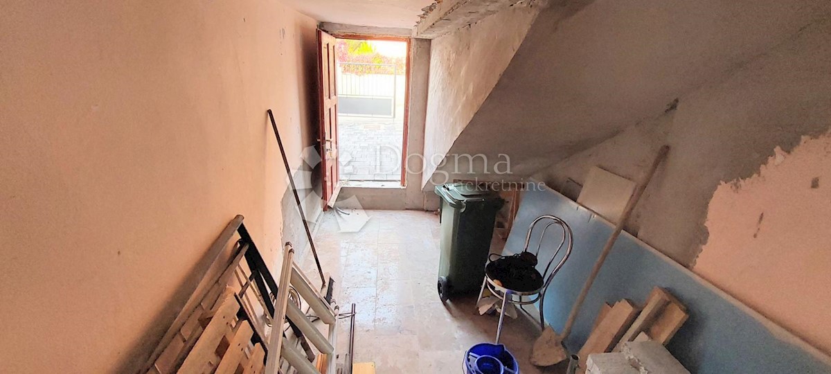 Apartma Naprodaj - ISTARSKA  Pula