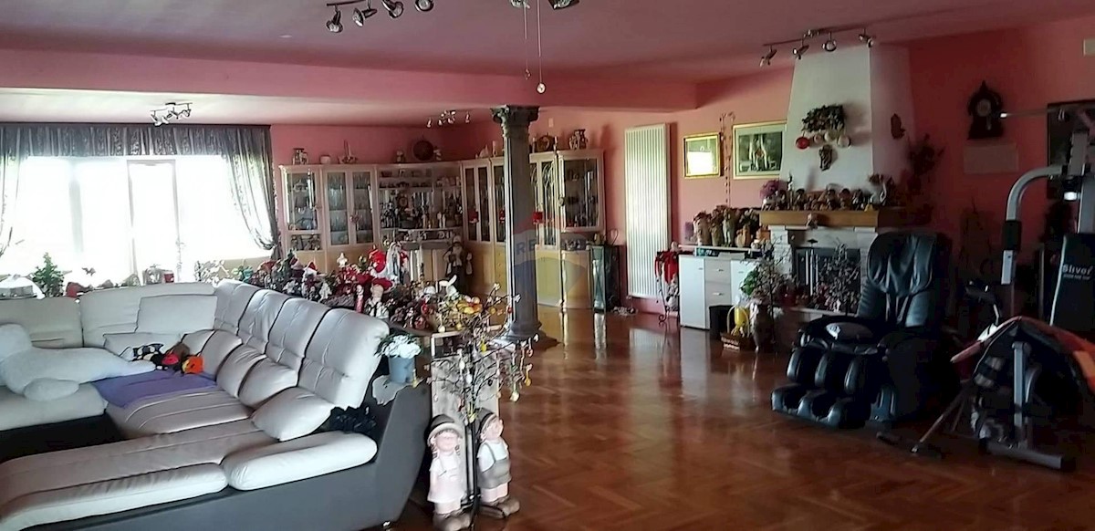 Maison À vendre - ZAGREBAČKA  PISAROVINA 