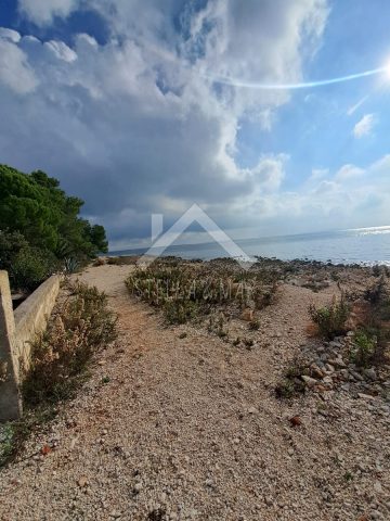 Land for sale 656 m² – Vir