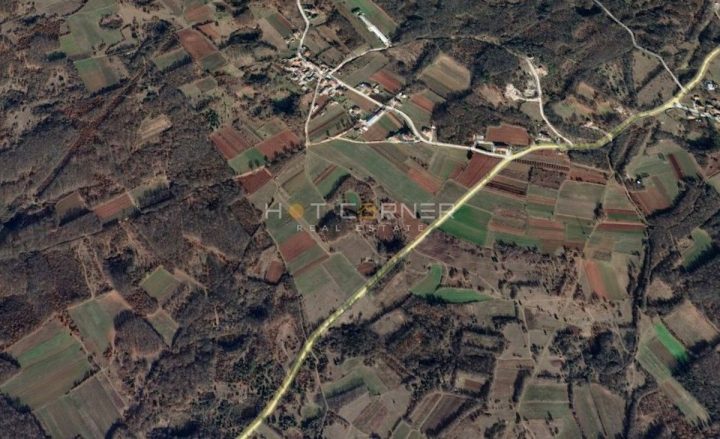 Land for sale 930 m² – Šajini