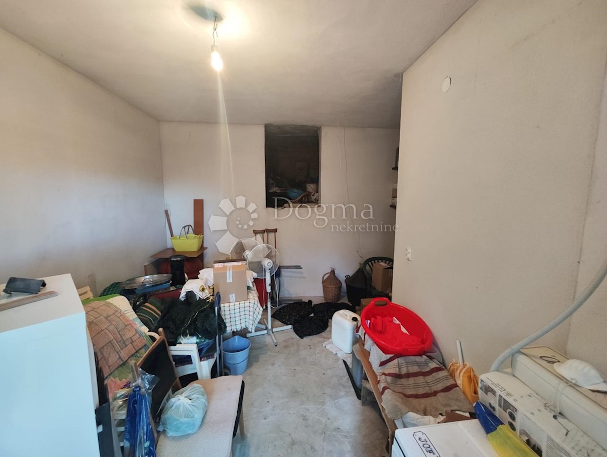 House For sale - ŠIBENSKO-KNINSKA  ROGOZNICA 