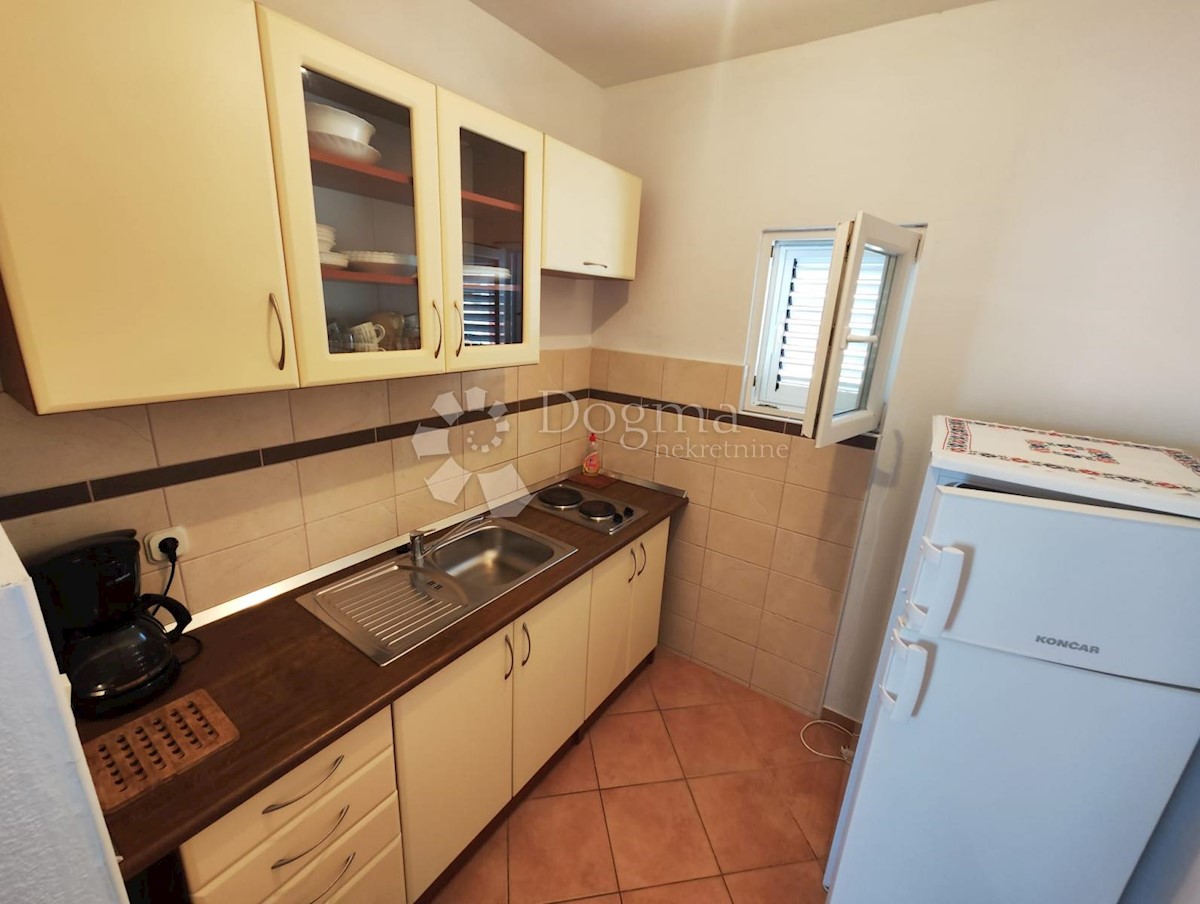 House For sale - ŠIBENSKO-KNINSKA  ROGOZNICA 