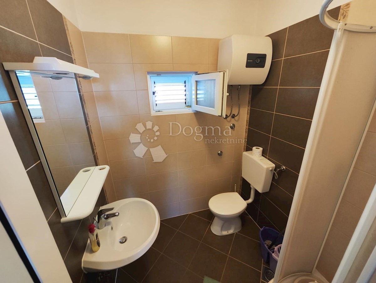 House For sale - ŠIBENSKO-KNINSKA  ROGOZNICA 
