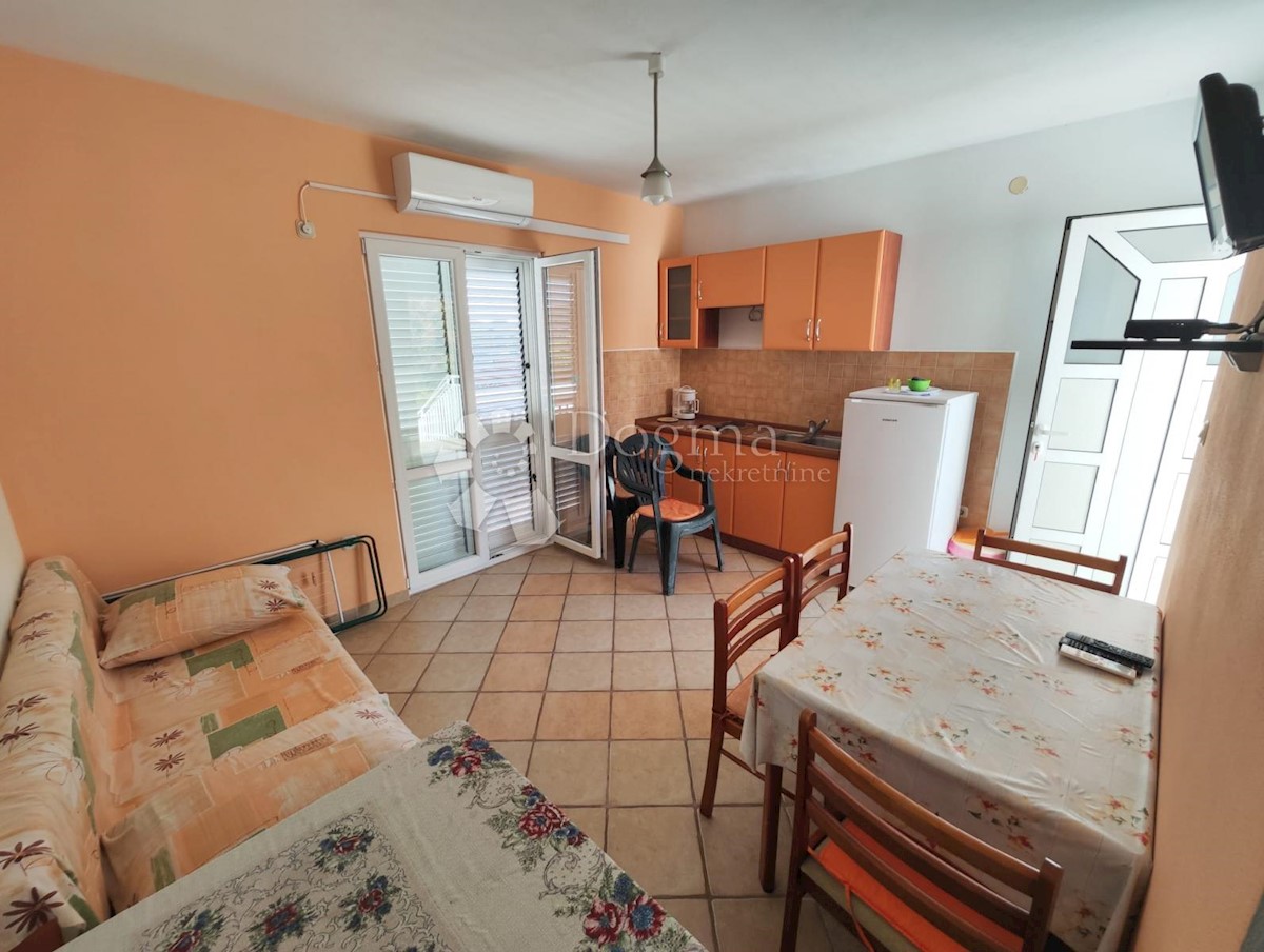 House For sale - ŠIBENSKO-KNINSKA  ROGOZNICA 