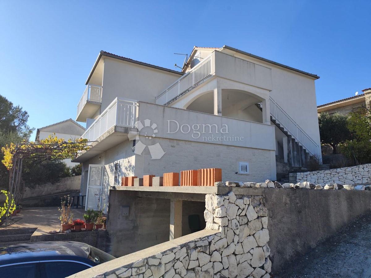 House For sale - ŠIBENSKO-KNINSKA  ROGOZNICA 