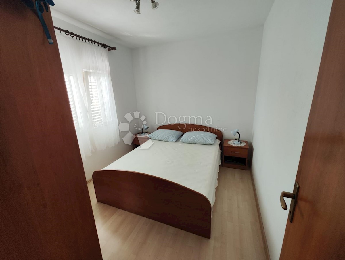 House For sale - ŠIBENSKO-KNINSKA  ROGOZNICA 