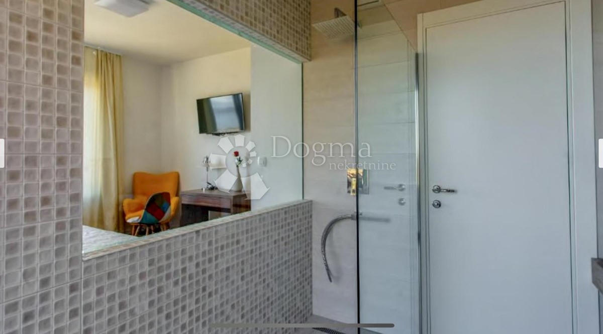 Haus Zu verkaufen - SPLITSKO-DALMATINSKA  KAŠTELA 