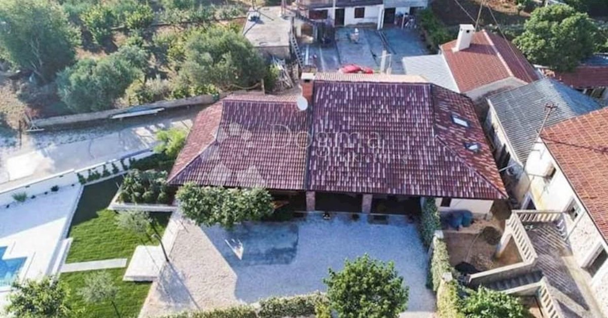 Casa In vendita - ZADARSKA  SUKOŠAN 