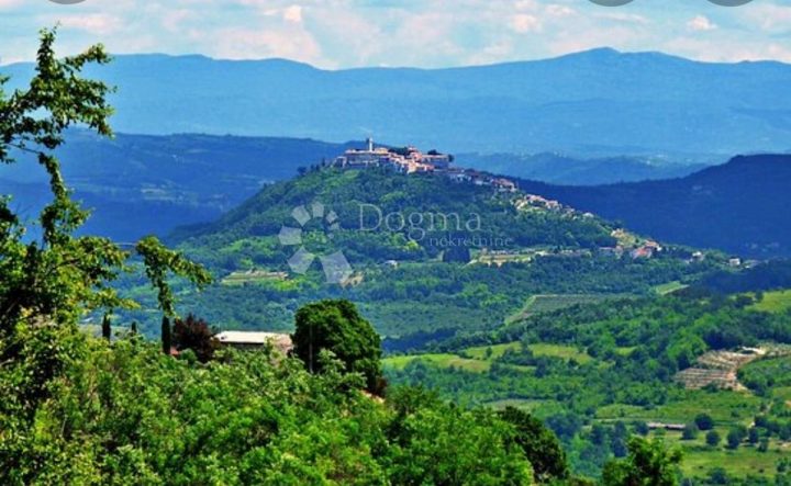 Zemljište na prodaju 4493 m² – Gračišće