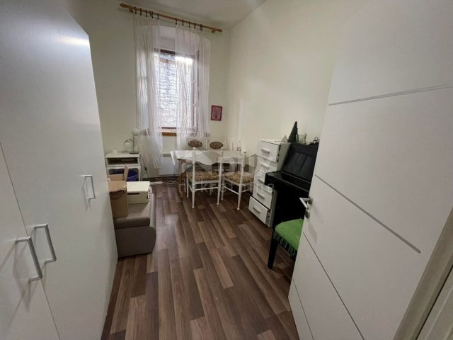 Flat for sale 39 m² – Pula