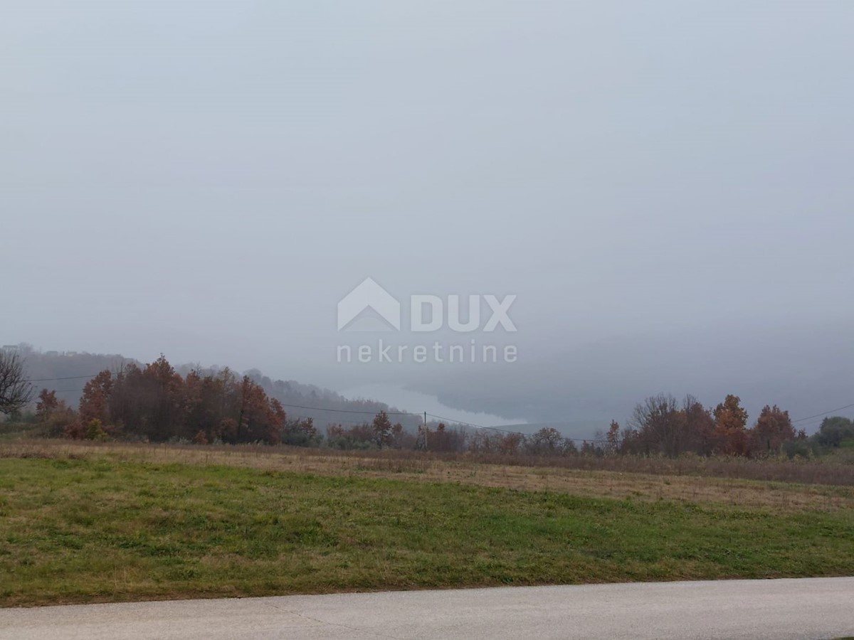 Pozemek Na prodej - ISTARSKA  MOTOVUN 