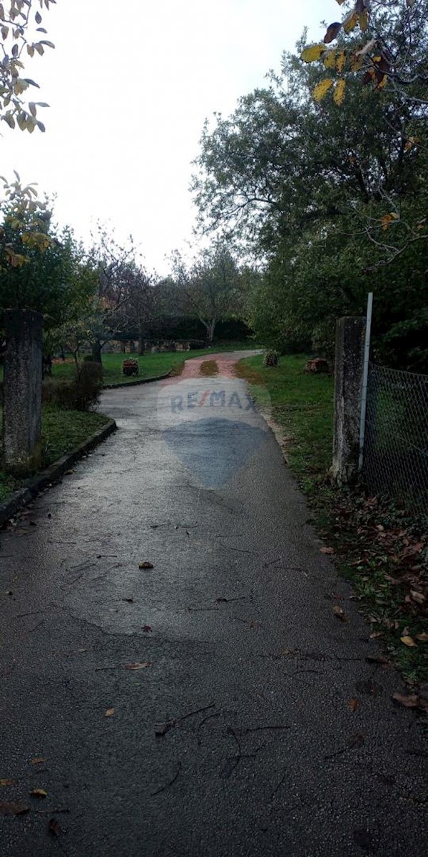 Terreno In vendita - ISTARSKA  KAROJBA 