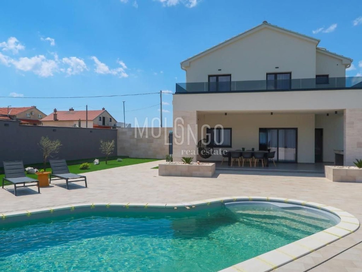 Casa In vendita - PRIMORSKO-GORANSKA  NOVI VINODOLSKI 